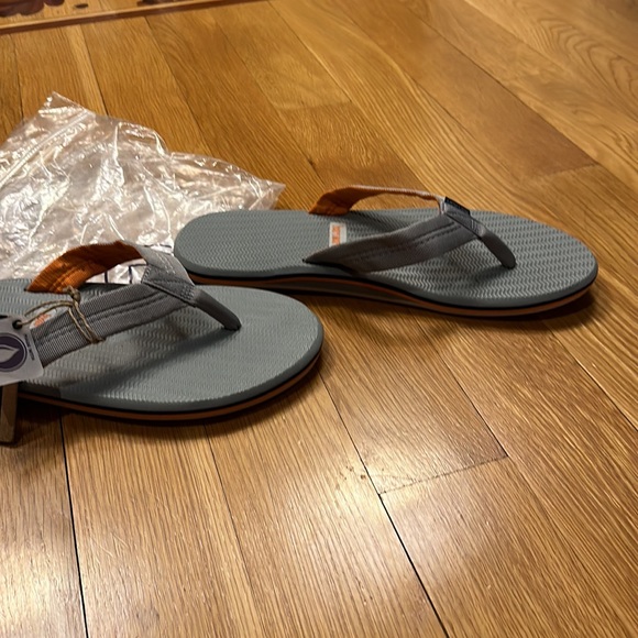 Hari Mari Dunes Men's Premium Waterproof Rubber Sandals with Comfortable Memory - Picture 7 of 16